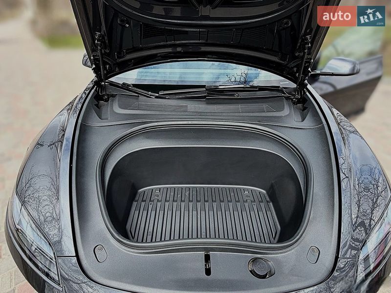 Седан Tesla Model 3 2024 в Кропивницком фото 12 Седан Tesla Model 3 2024 в Кропивницком