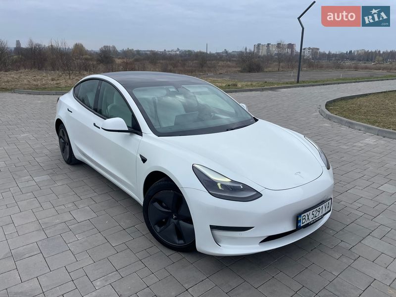 Седан Tesla Model 3 2021 в Здолбунове фото 2 Седан Tesla Model 3 2021 в Здолбунове