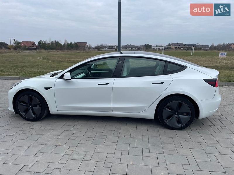Седан Tesla Model 3 2021 в Здолбунове фото 12 Седан Tesla Model 3 2021 в Здолбунове