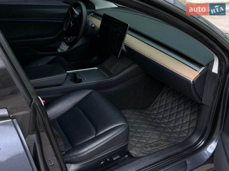 Седан Tesla Model 3 2021 в Дніпрі фото 10 Седан Tesla Model 3 2021 в Дніпрі