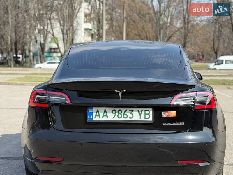 Седан Tesla Model 3 2019 в Запорожье