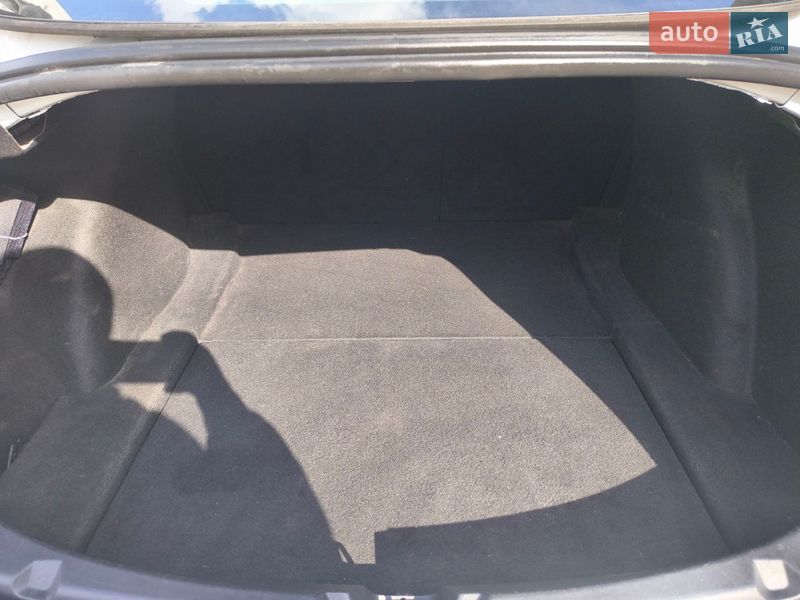 Седан Tesla Model 3 2020 в Дніпрі