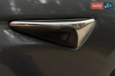 Седан Tesla Model 3 2018 в Ковелі