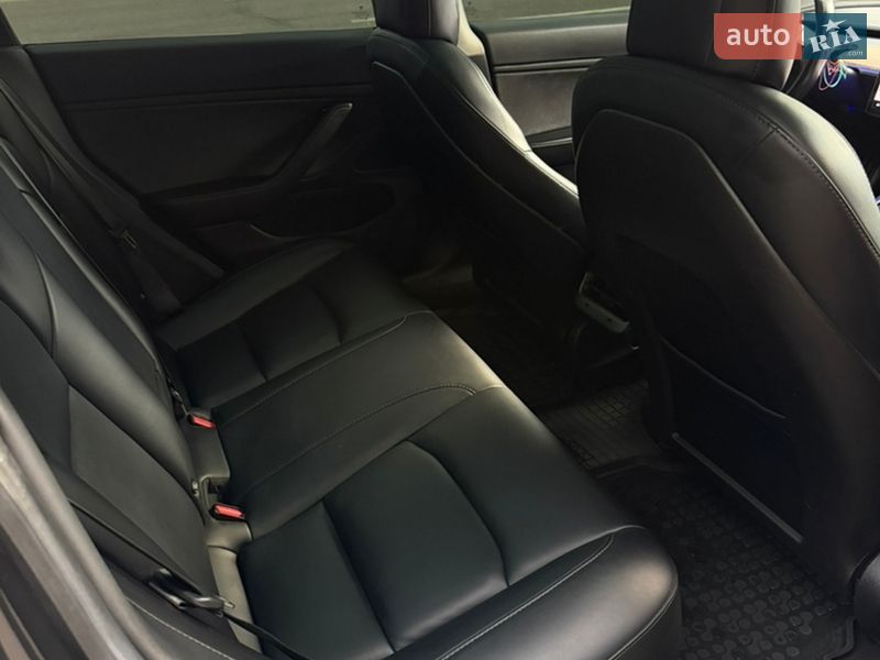 Седан Tesla Model 3 2018 в Ковеле