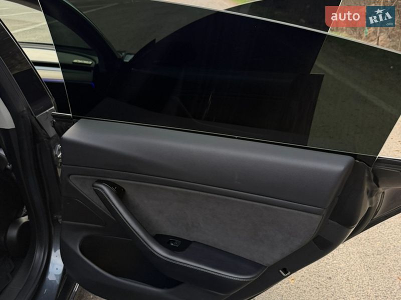 Седан Tesla Model 3 2018 в Ковеле