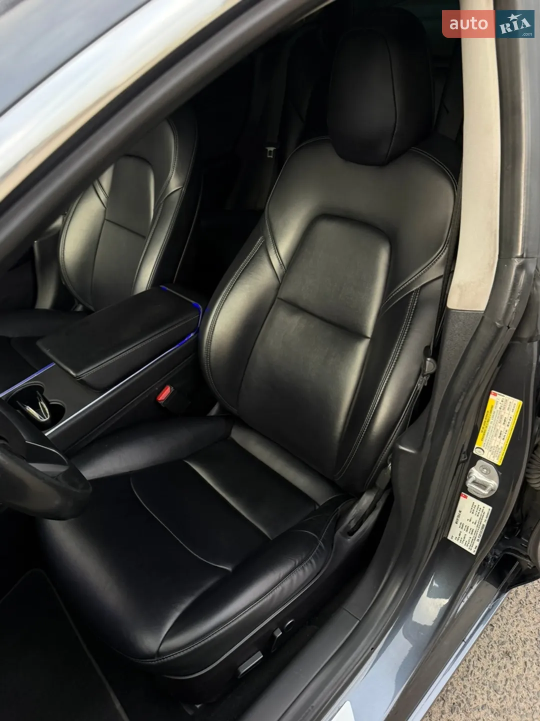 2018 Tesla Model 3 - мініатюра 40