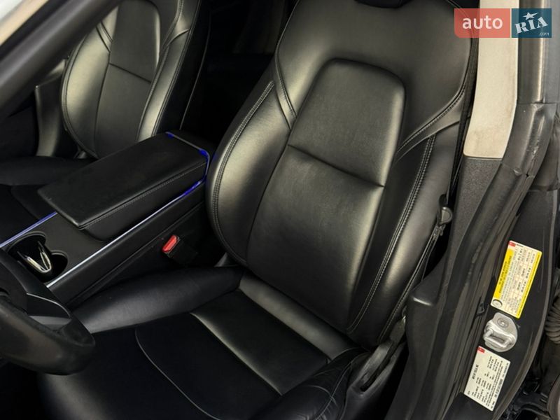 Седан Tesla Model 3 2018 в Ковеле