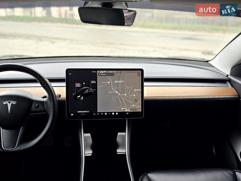 Седан Tesla Model 3 2020 в Львове фото 31 Седан Tesla Model 3 2020 в Львове