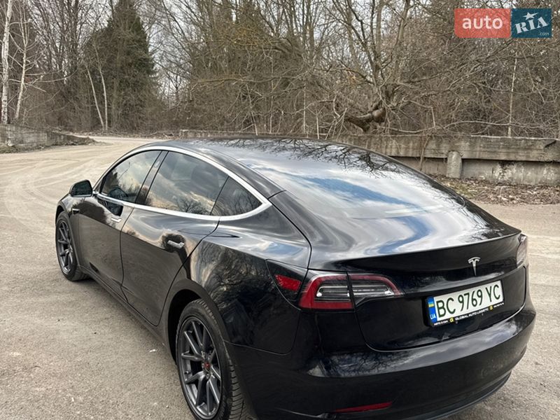 Седан Tesla Model 3 2018 в Львове фото 7 Седан Tesla Model 3 2018 в Львове