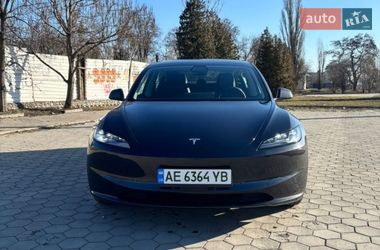 Седан Tesla Model 3 2025 в Днепре