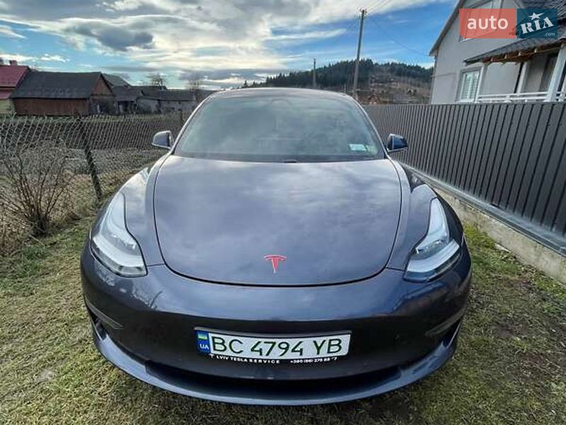 Седан Tesla Model 3 2019 в Львове фото Седан Tesla Model 3 2019 в Львове