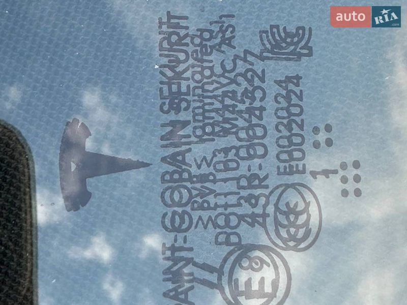 Седан Tesla Model 3 2019 в Києві