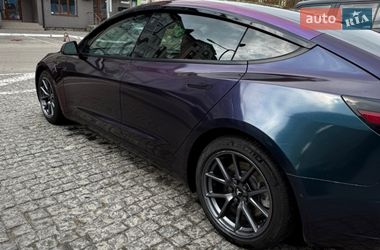 Седан Tesla Model 3 2021 в Києві