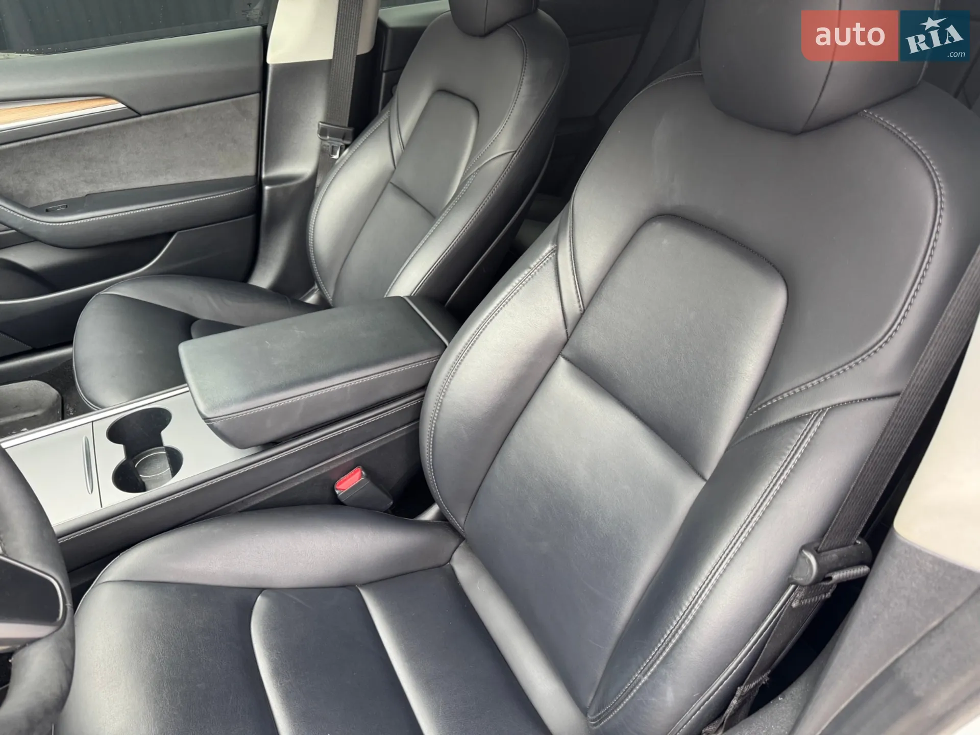 2022 Tesla Model 3 - мініатюра 10