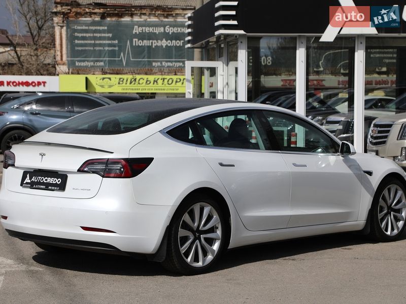 Седан Tesla Model 3 2019 в Харькове