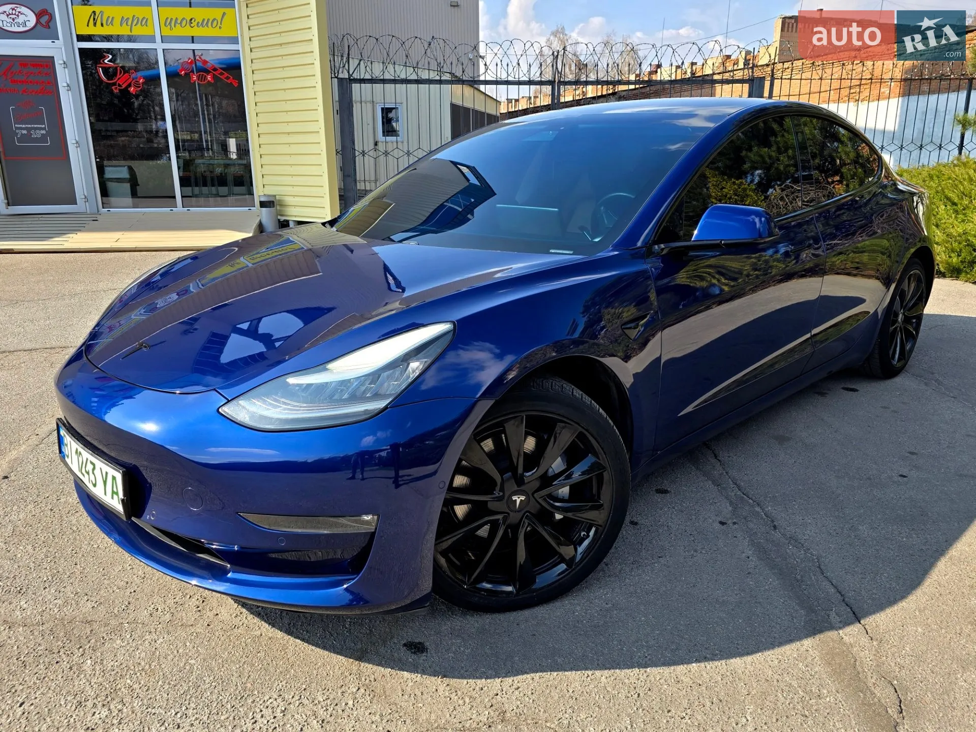 2019 Tesla Model 3 - мініатюра 9