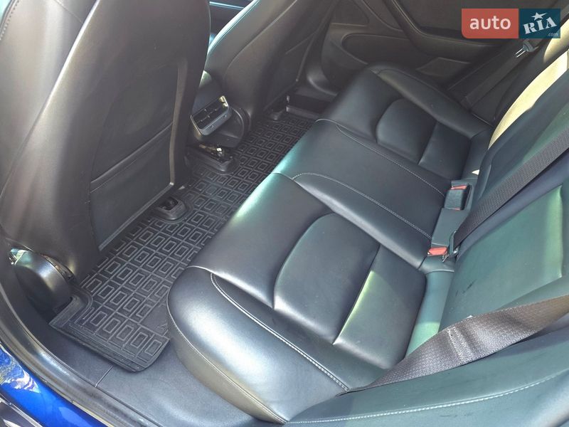 Седан Tesla Model 3 2019 в Полтаве