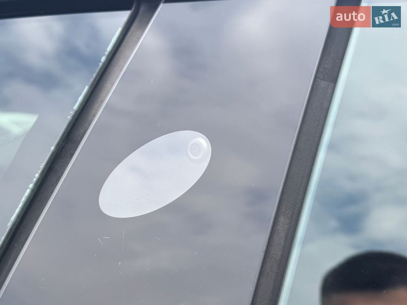 Седан Tesla Model 3 2019 в Киеве