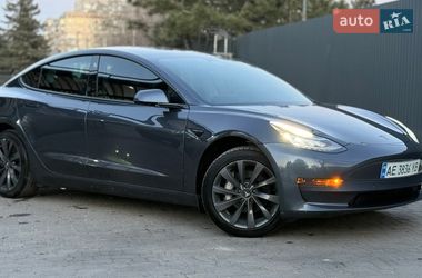 Седан Tesla Model 3 2020 в Дніпрі