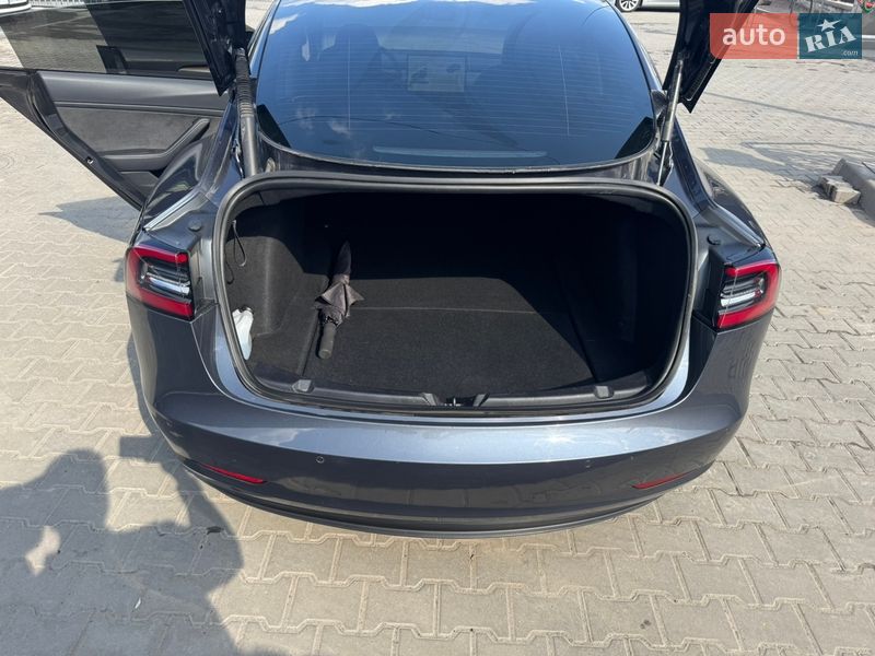 Седан Tesla Model 3 2022 в Белой Церкви