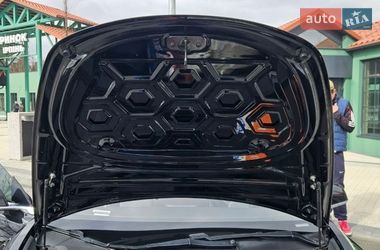 Седан Tesla Model 3 2018 в Ирпене