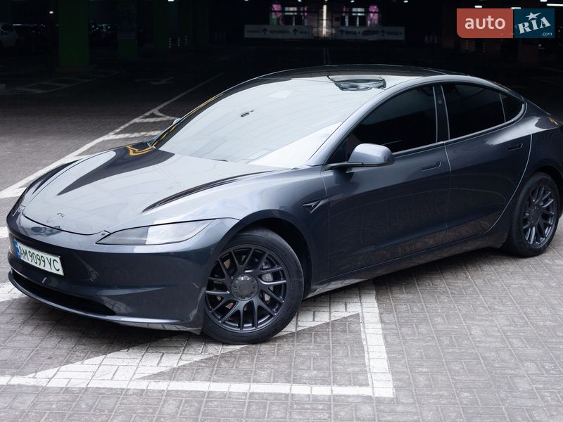 Седан Tesla Model 3 2024 в Киеве фото 3 Седан Tesla Model 3 2024 в Киеве