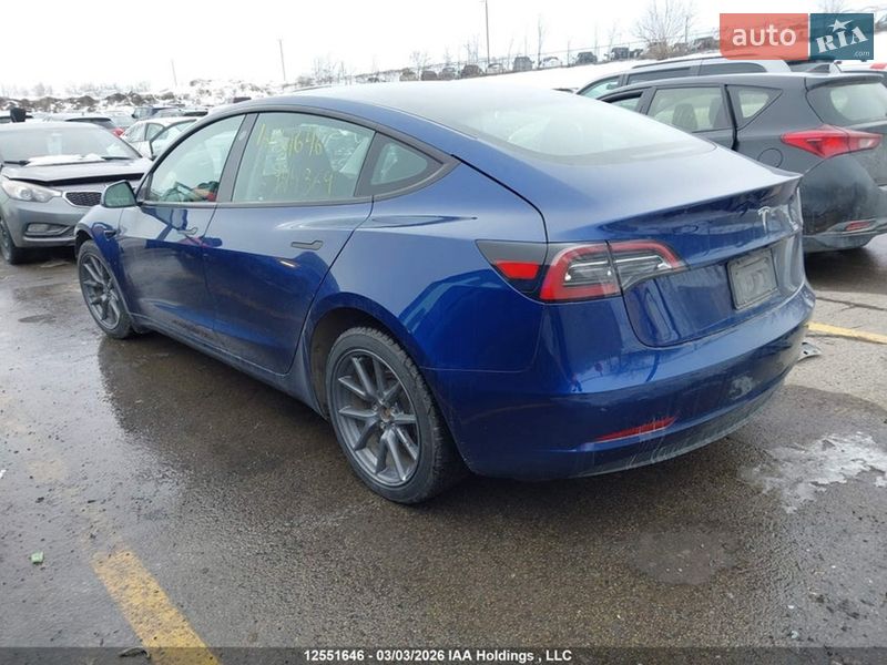 Седан Tesla Model 3 2023 в Киеве