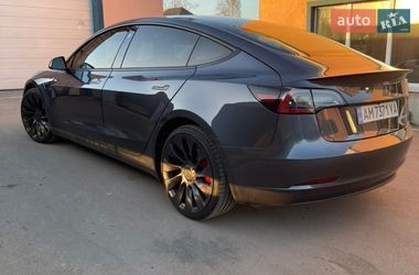 Седан Tesla Model 3 2021 в Коростене