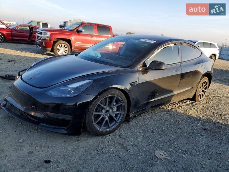 Tesla Model 3 2023