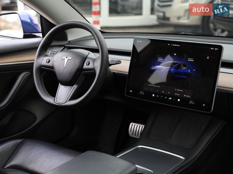 Седан Tesla Model 3 2022 в Харкові