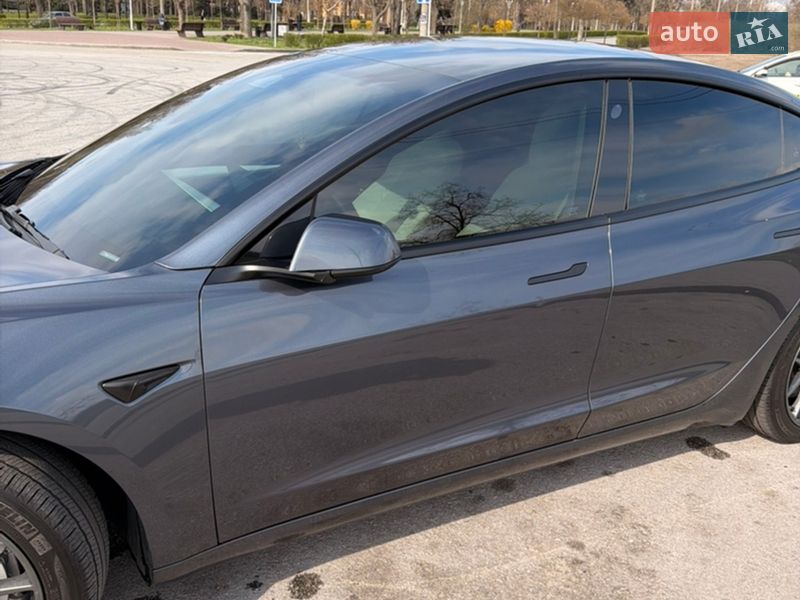 Седан Tesla Model 3 2022 в Запорожье
