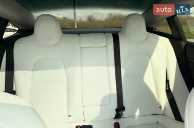 Седан Tesla Model 3 2022 в Запорожье