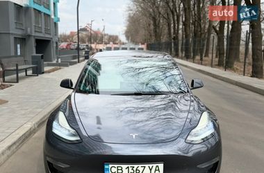 Седан Tesla Model 3 2019 в Чернигове