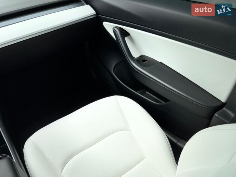 Седан Tesla Model 3 2019 в Чернігові фото 11 Седан Tesla Model 3 2019 в Чернігові