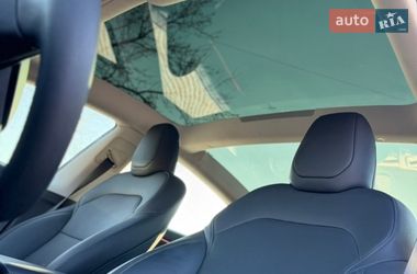 Седан Tesla Model 3 2024 в Львове фото 29 Седан Tesla Model 3 2024 в Львове