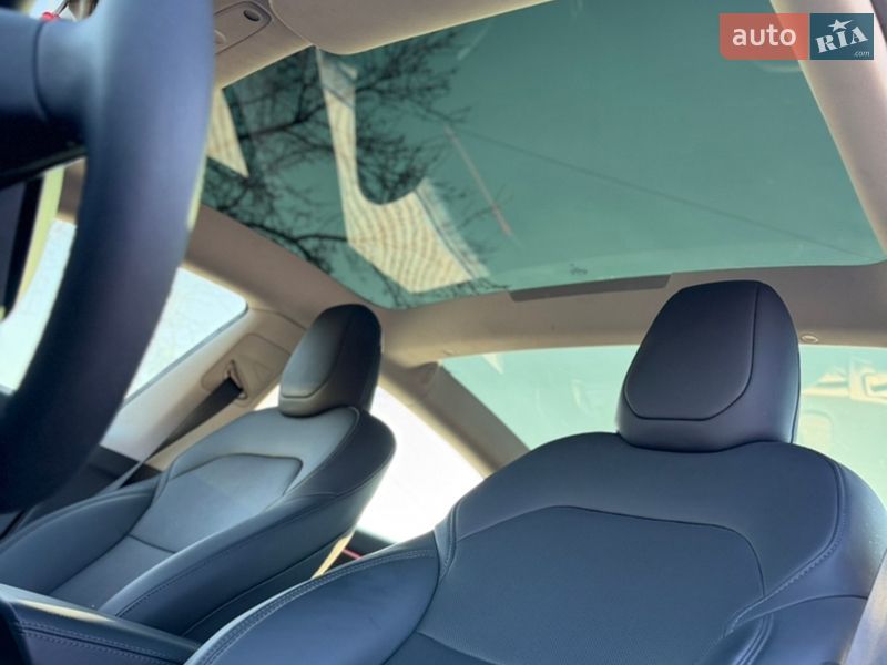 Седан Tesla Model 3 2024 в Львове фото 29 Седан Tesla Model 3 2024 в Львове