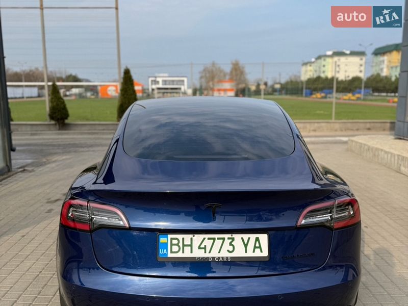 Седан Tesla Model 3 2022 в Одесі