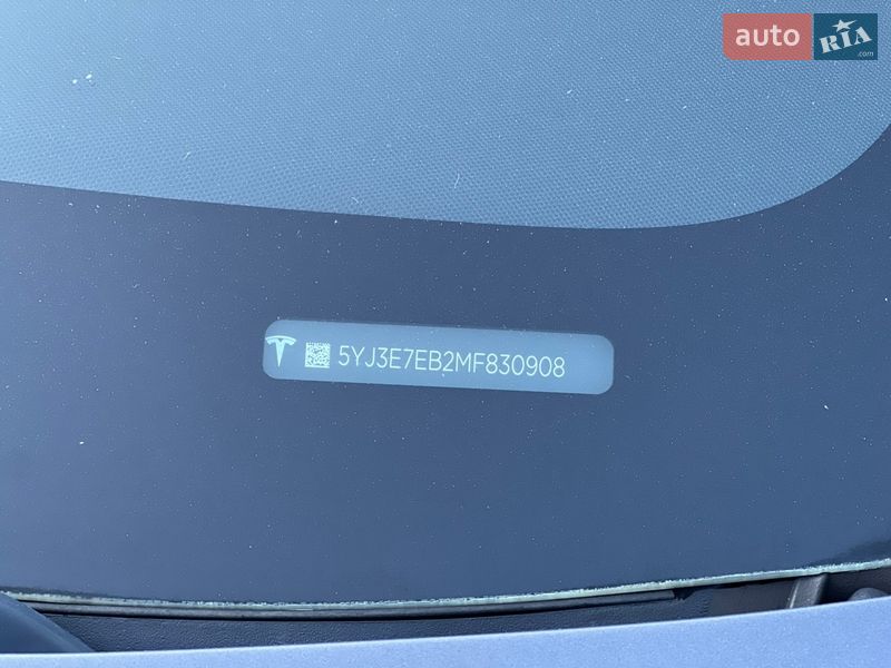 Седан Tesla Model 3 2020 в Рівному