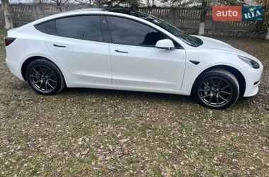Седан Tesla Model 3 2020 в Збаражі