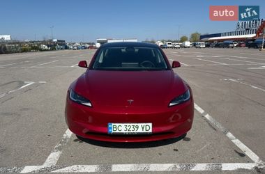 Седан Tesla Model 3 2025 в Львові