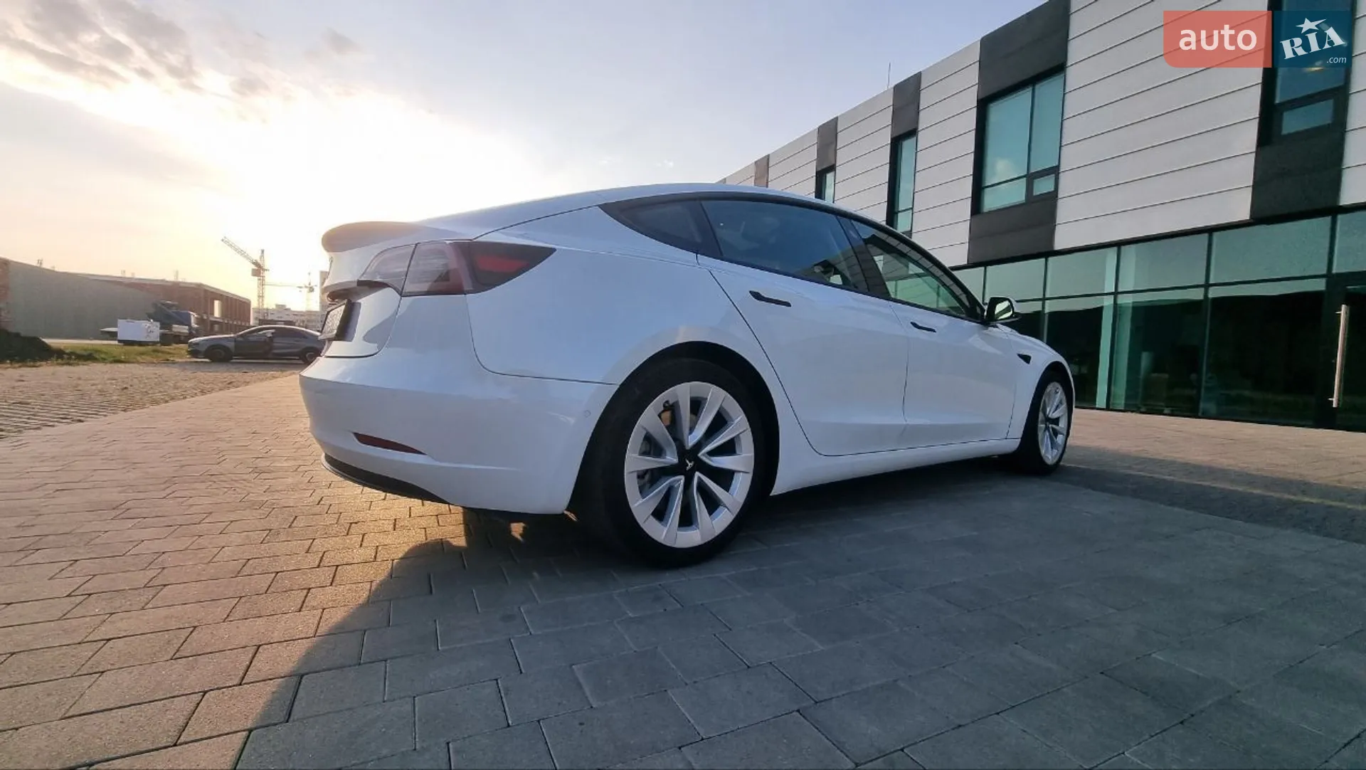 2021 Tesla Model 3 - мініатюра 4