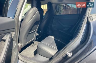 Седан Tesla Model 3 2022 в Киеве