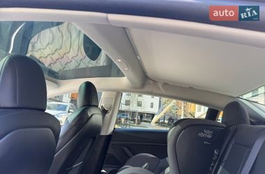 Седан Tesla Model 3 2021 в Ивано-Франковске