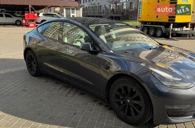 Седан Tesla Model 3 2022 в Одессе