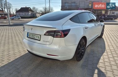 Седан Tesla Model 3 2022 в Виннице