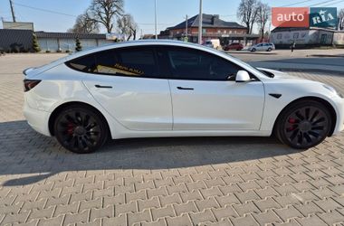 Седан Tesla Model 3 2022 в Виннице