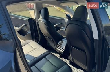 Седан Tesla Model 3 2024 в Ивано-Франковске