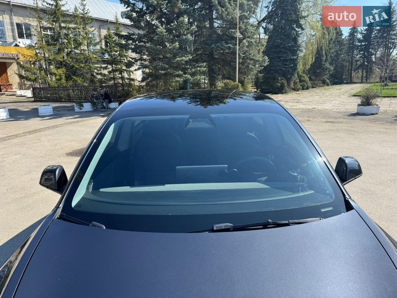 Седан Tesla Model 3 2024 в Ивано-Франковске