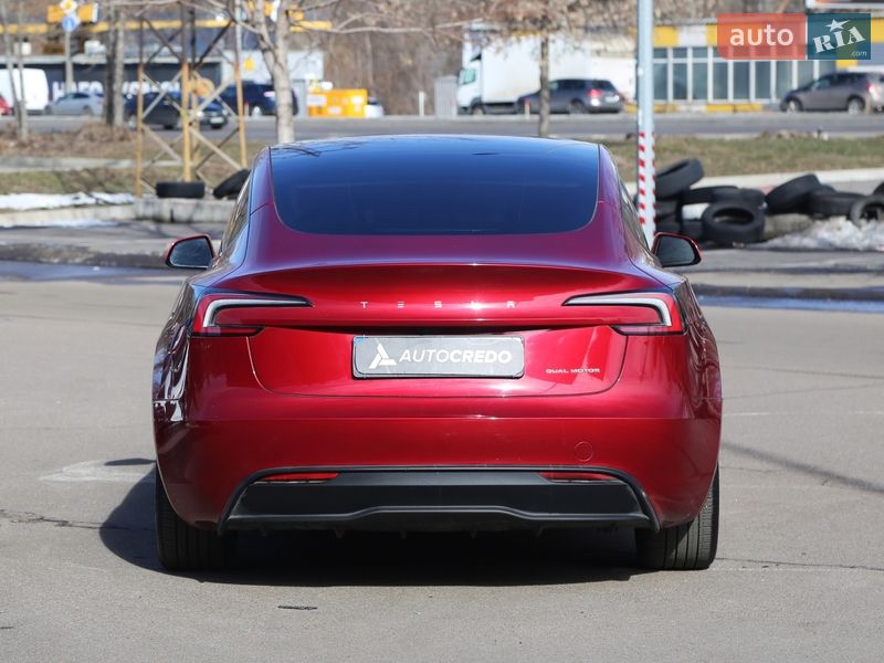 Седан Tesla Model 3 2024 в Києві фото 6 Седан Tesla Model 3 2024 в Києві