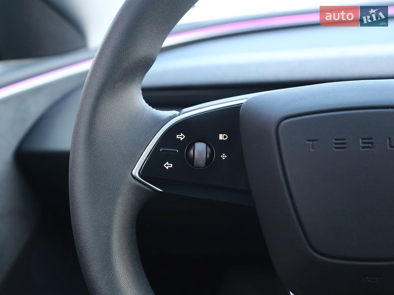 Седан Tesla Model 3 2024 в Києві фото 13 Седан Tesla Model 3 2024 в Києві